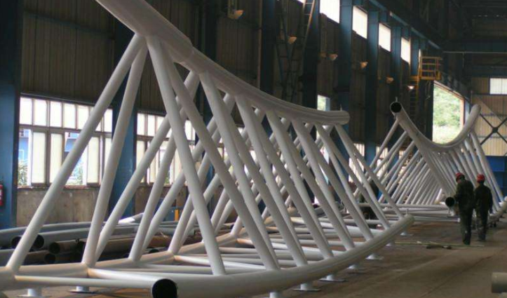 哈尔滨管廊钢结构与桁架结构的管道支架应该如何区分